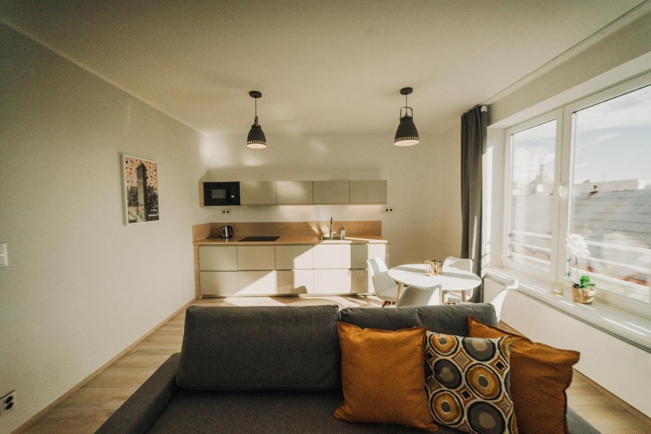 New Equipped Apartment In The City Center Пилзен Екстериор снимка
